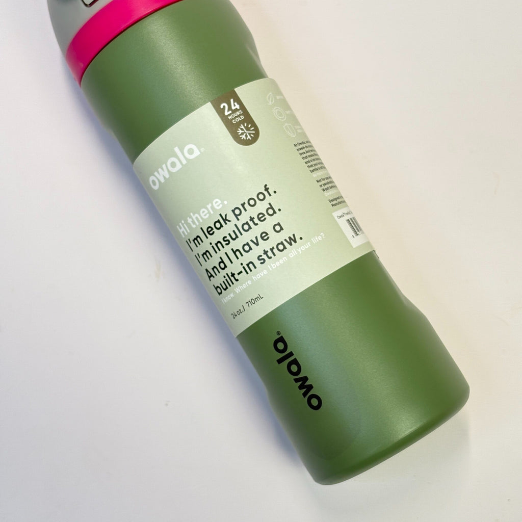 Owala FreeSip Vacuum Insulated Stainless Steel Water Bottle with Built-in Straw & Flip Lock Lid 24 oz (710 ml)